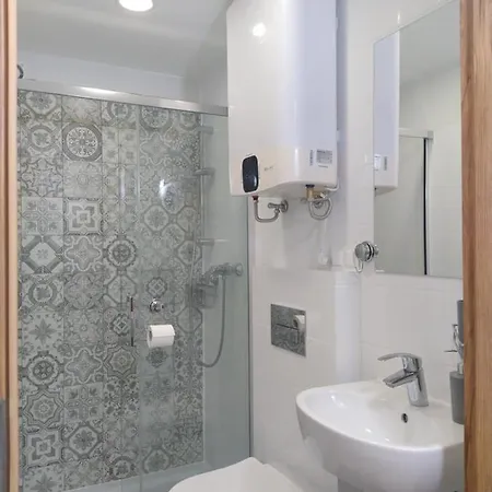 Nowy Apartament Plomykowka W Willi Sowiej Stronie Slaskie Exterior photo